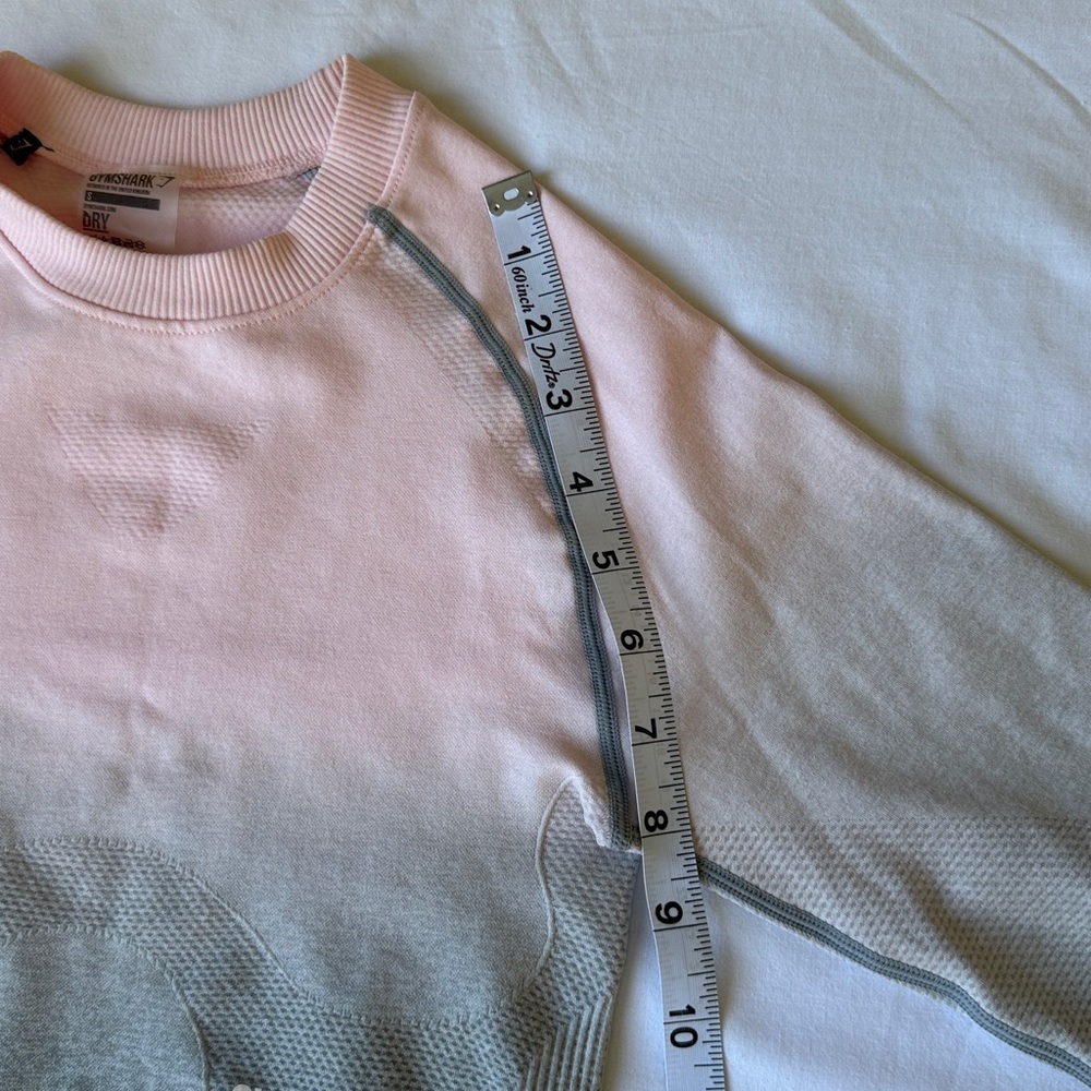 Gymshark Women's Pink and Gray Gradient Sweatshirt - Picture 4 of 6